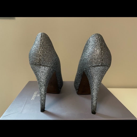 Vera Wang glitter/sparkle open toe platform heels - Picture 10 of 10